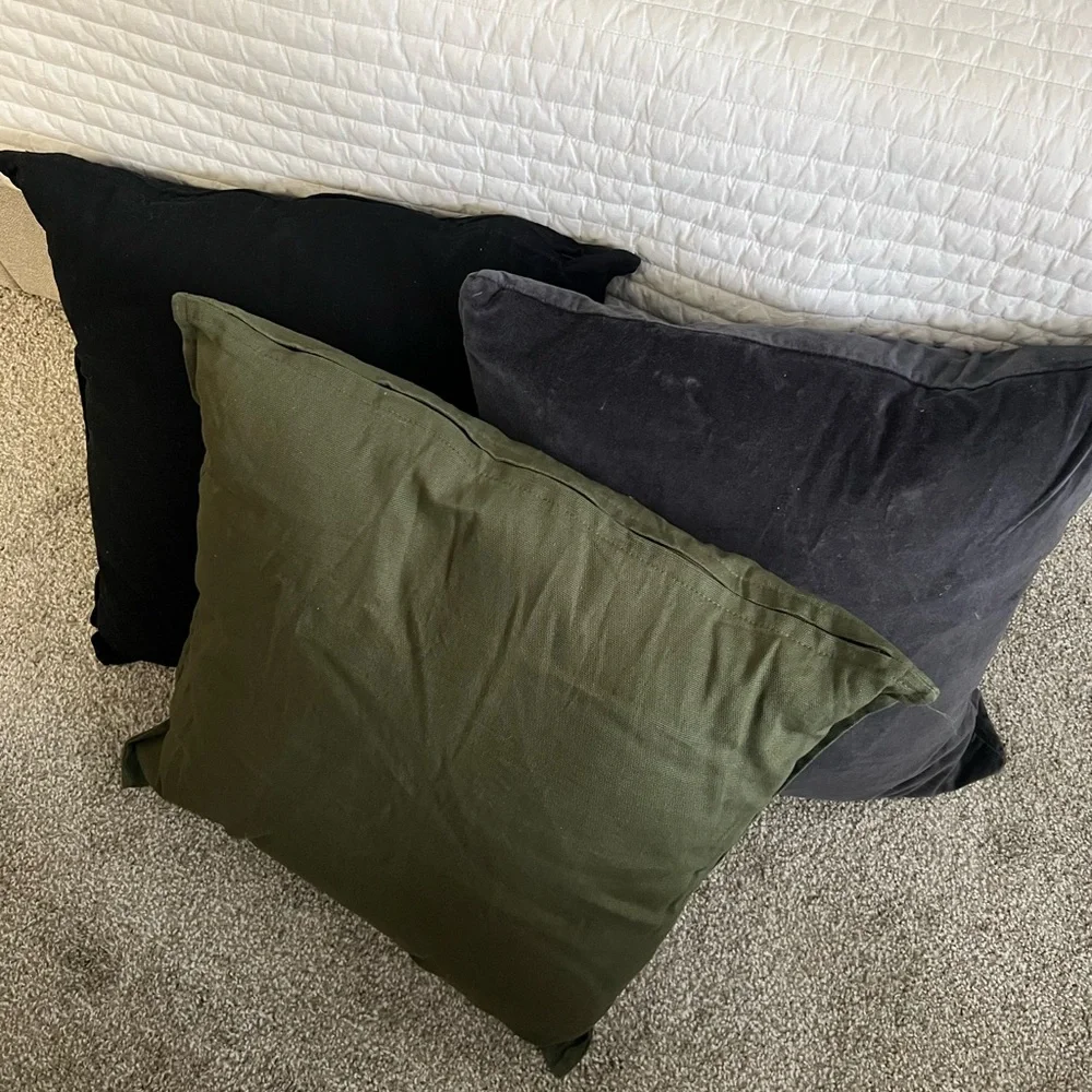 Ikea cushion - like new!